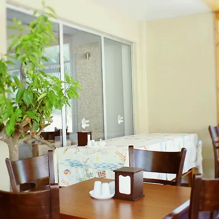 Panzió Albergo Cesme Çeşme