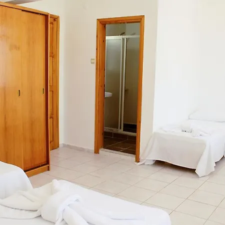 Panzió Albergo Cesme Çeşme