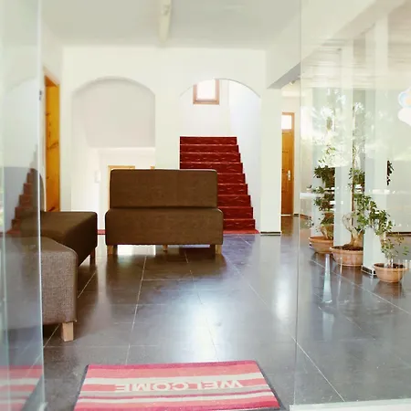 Panzió Albergo Cesme
