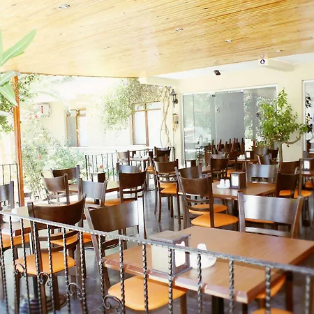 Albergo Cesme 3* Çeşme